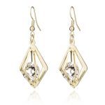 Stiilsed kõrvarõngad tsirkooniumiga