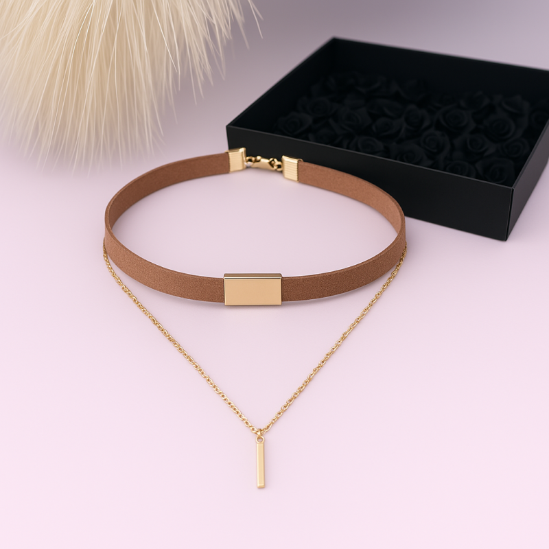 Kahekihiline kaelakee ketiga (choker)