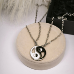 Kaelakeede komplekt paarile "Yin Yang"