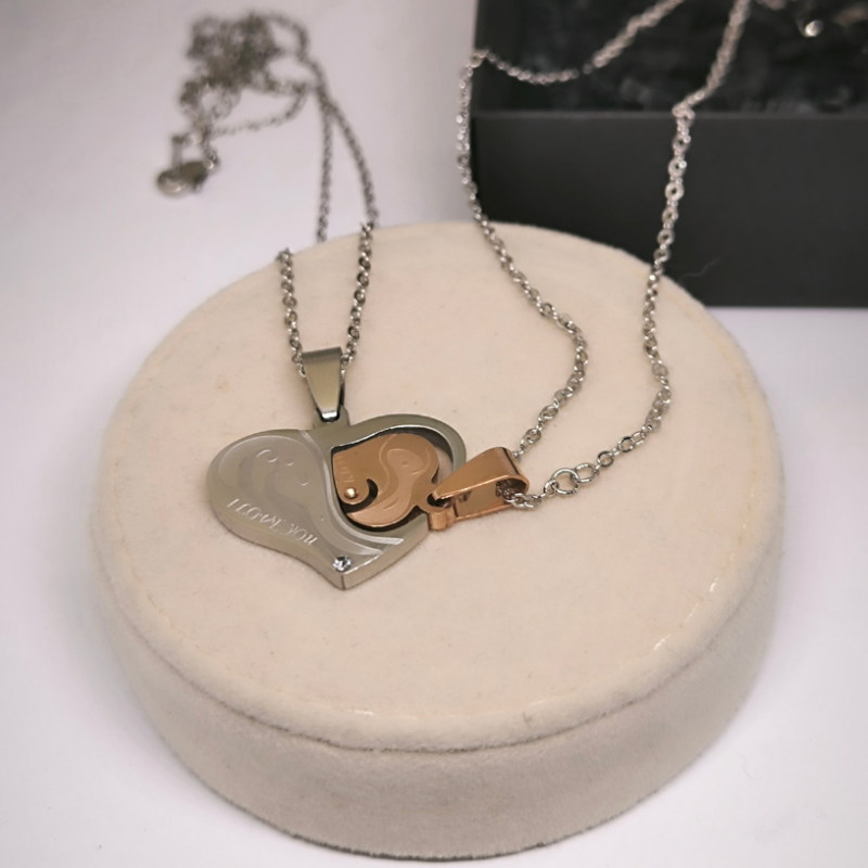 Roostevabast terasest kaelakeed paarile "I LOVE YOU"