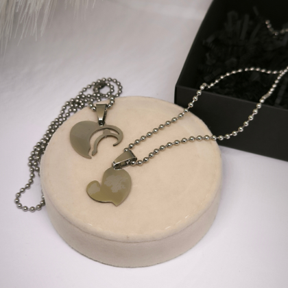 Kaelakeed paarile "Love"