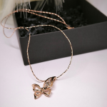 Liblika kujuline kuldne kaelakee – ripats