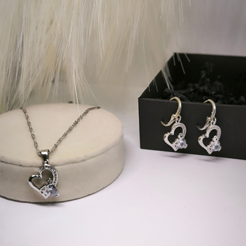 Ehetekomplekt "Love"