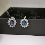 Ehete komplekt siniste kristallidega