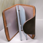 Looduslikust nahast kaardihoidja "Bovis"