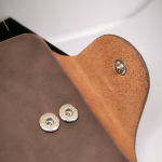 Looduslikust nahast kaardihoidja "Bovis"