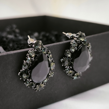 Kõrvarõngad "Mustad kristallid"