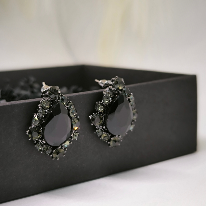 Kõrvarõngad "Mustad kristallid"