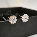 Klassikalise stiili kristallkõrvarõngad