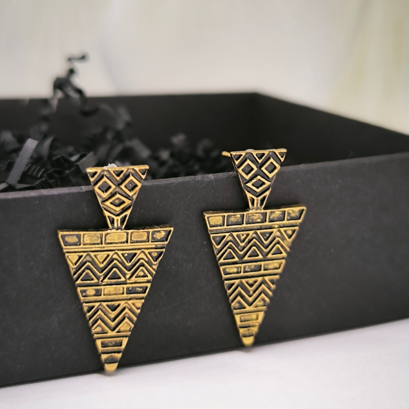 Retro stiilis kõrvarõngad