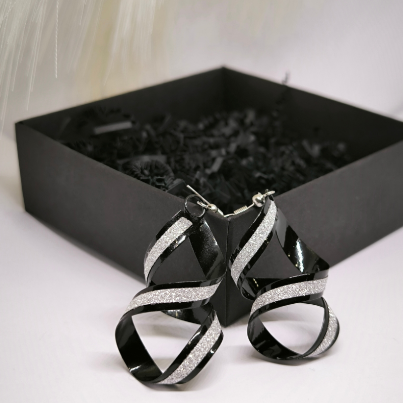 Modernsed kõrvarõngad