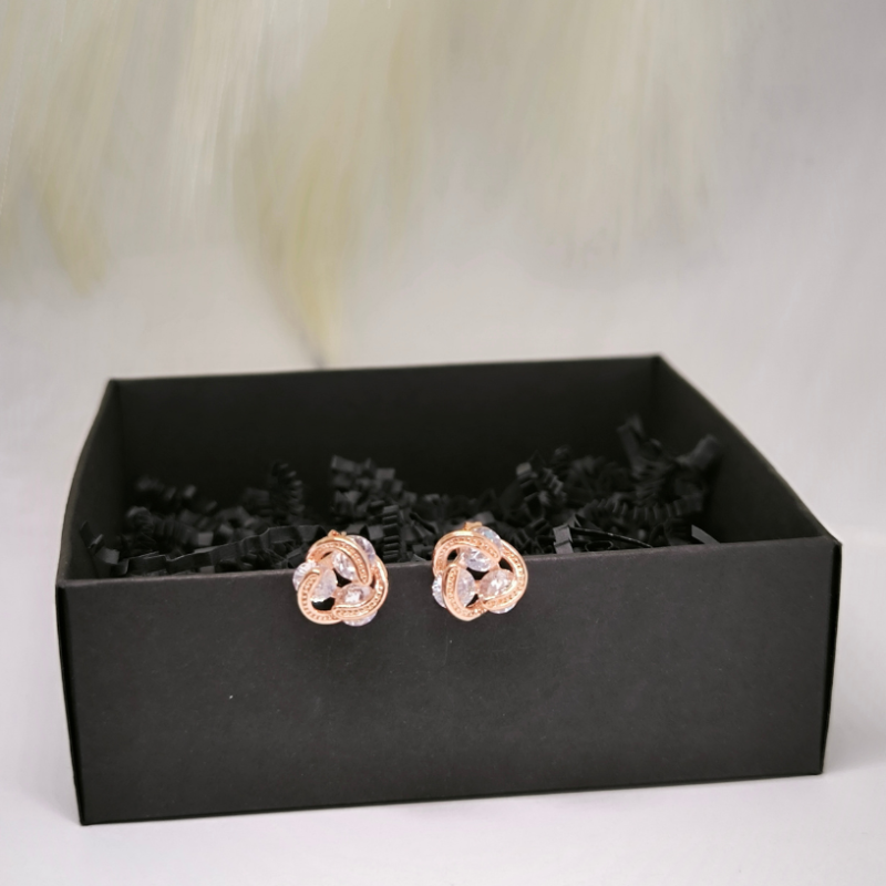 Roosa kulla värvi kõrvarõngad