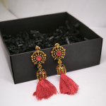 Nooruslikud kõrvarõngad