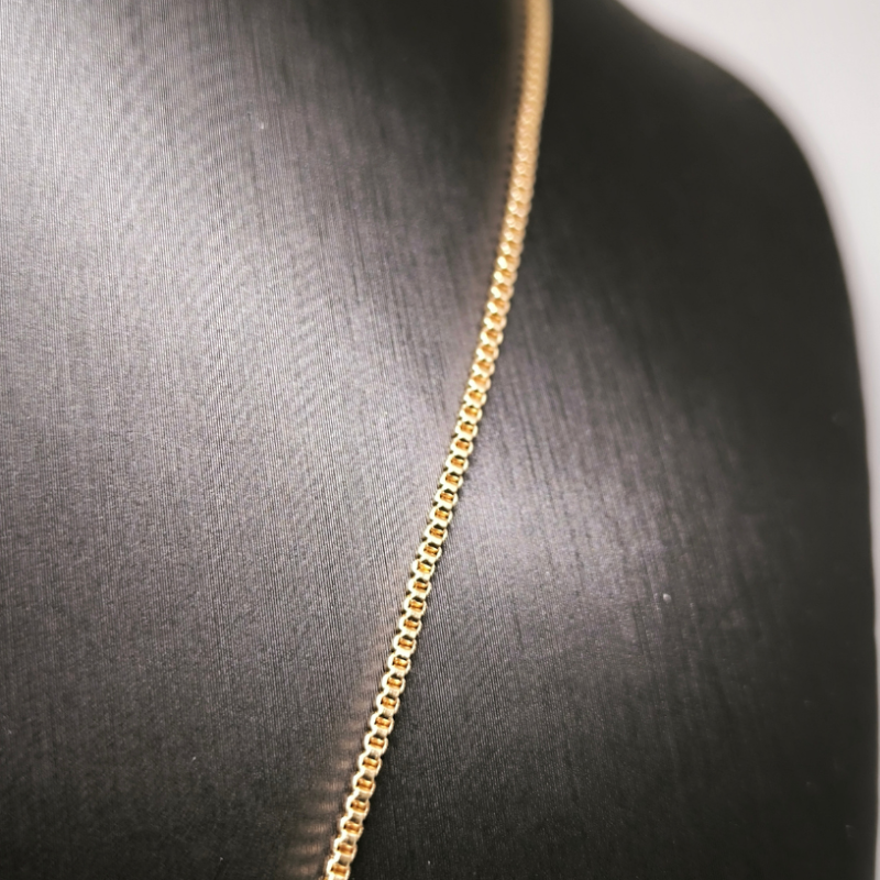 Pisarakujuline kaelakee