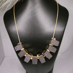 Vintage-stiilis kaelakee