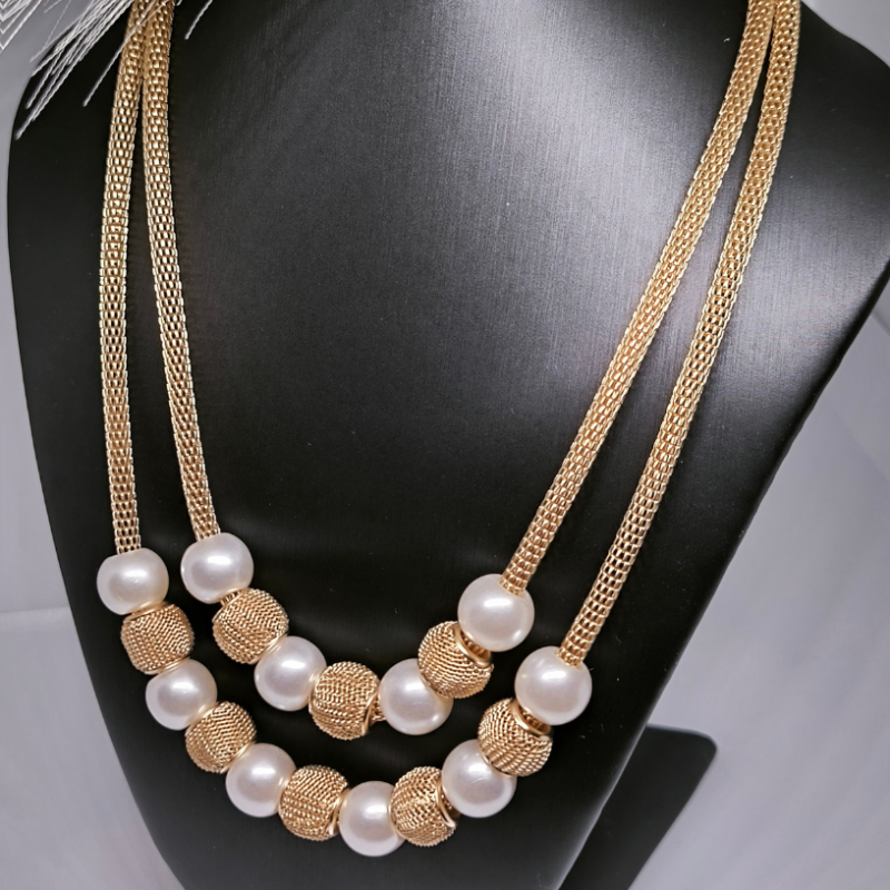 Kahekordne pärlimitatsiooniga kaelakee