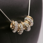 Naiste kaelakee "Rõngad"