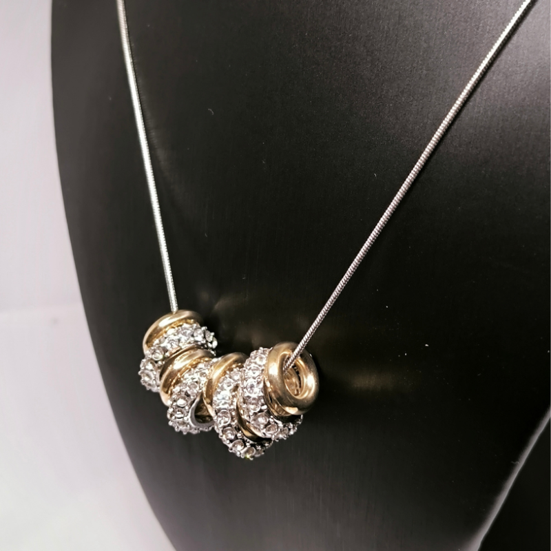 Naiste kaelakee "Rõngad"