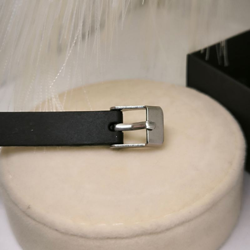 Roostevabast terasest käevõru "Rist"