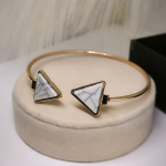 Kuldse värviga käevõrud "Kolmnurgad"