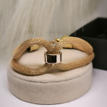 Eksklusiivse disainiga kaheosaline käevõru