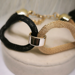 Eksklusiivse disainiga kaheosaline käevõru