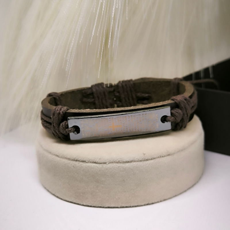 Nahast, moekas käevõru