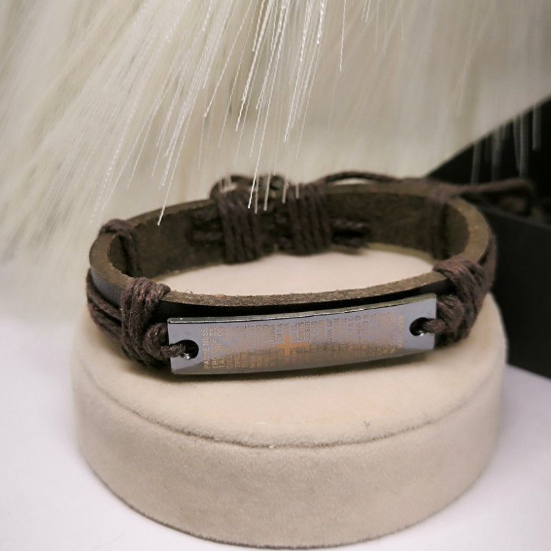 Nahast, moekas käevõru