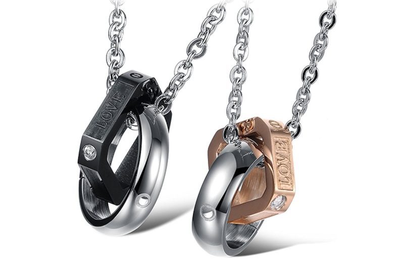 Kaelakeede komplekt paarile "His & Hers love"