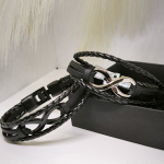 Hästi sobivate nahast käevõrude komplekt paaridele