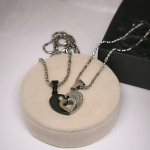 Huvitav paaride ehtekomplekt "Kaks poolikut"