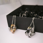 Kaelakeede komplekt paaridele "Romantika"