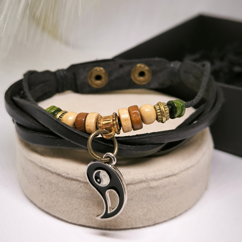 Nahast käevõrude komplekt paarile "Yin ja Yang"