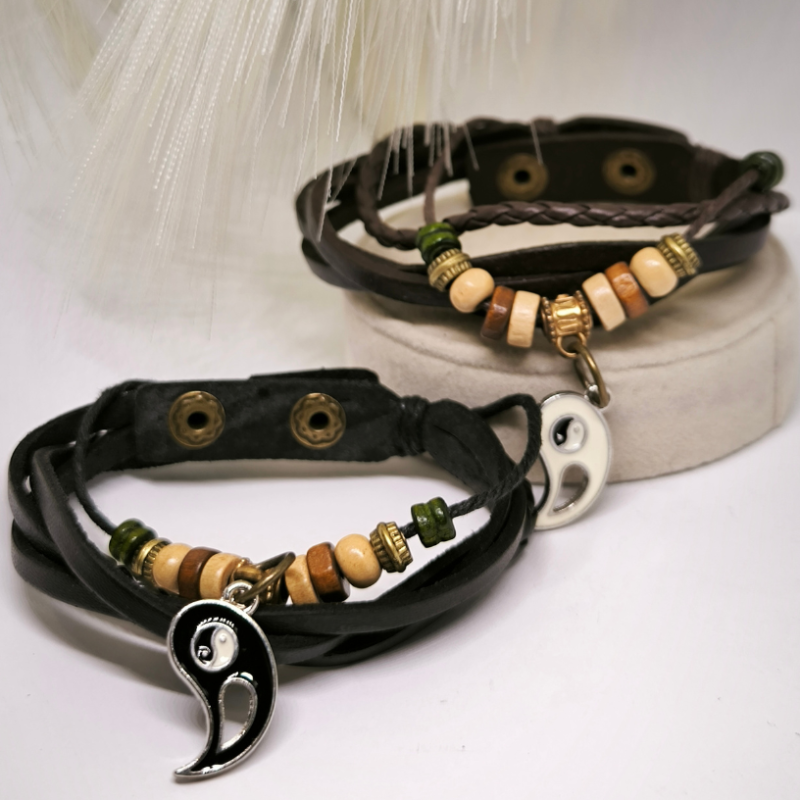 Nahast käevõrude komplekt paarile "Yin ja Yang"