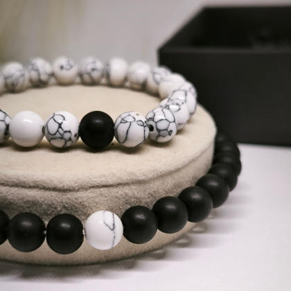 Paarile mõeldud käevõrude komplekt "Värvilised helmed"