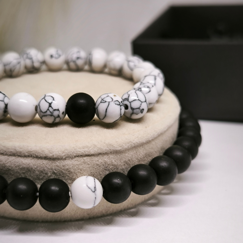 Paarile mõeldud käevõrude komplekt "Värvilised helmed"