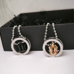 Ehetekomplekt paarile "King and Queen"