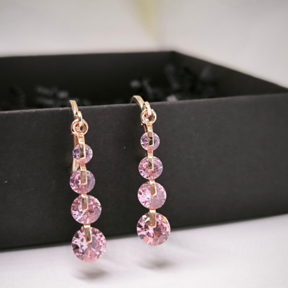 Pikad kõrvarõngad "Kristallide mäng"