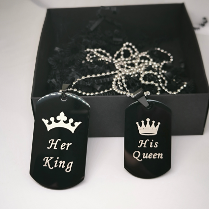 Kaelakeede komplekt paarile "King and Queen"