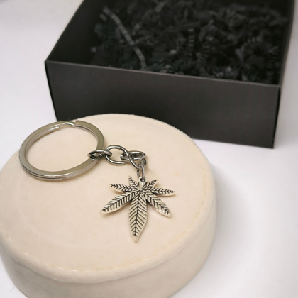 Võtmehoidja "Kanep"