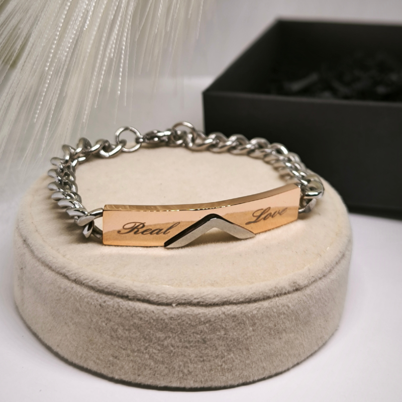 Käevõrude komplekt paarile "Tõeline armastus"