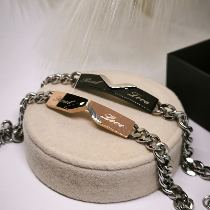 Käevõrude komplekt paarile "Tõeline armastus"