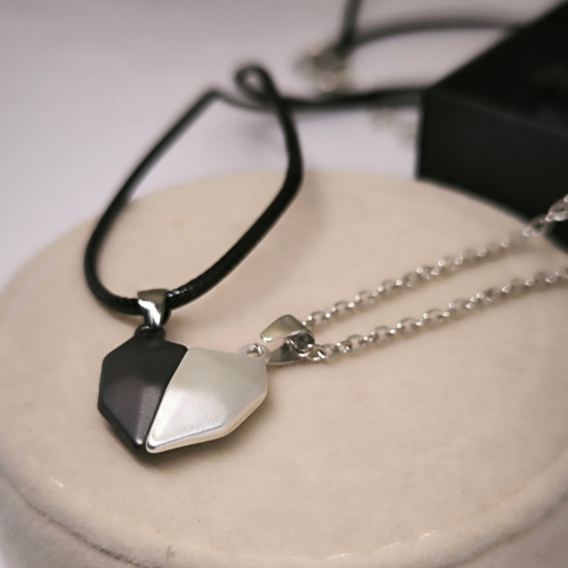 Kaelakee magnetid paaridele