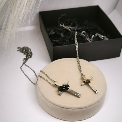 Kaelakeede komplekt paarile - Ristikesed