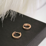 Rõngakujulised minimalistlikud naiste kõrvarõngad