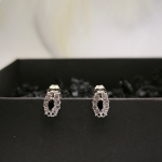 Bohho stiilis kõrvarõngad kaunistatud ornamentidega