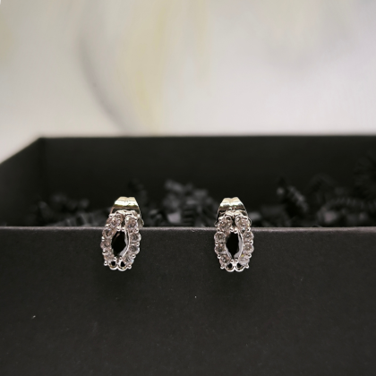 Bohho stiilis kõrvarõngad kaunistatud ornamentidega