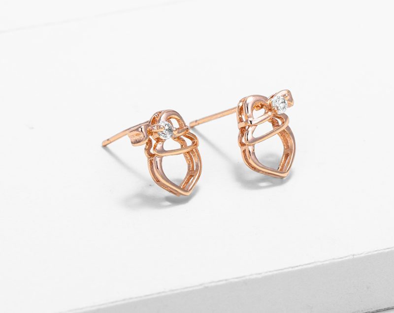 Roosa kulla värvi tsirkooniumiga kõrvarõngad