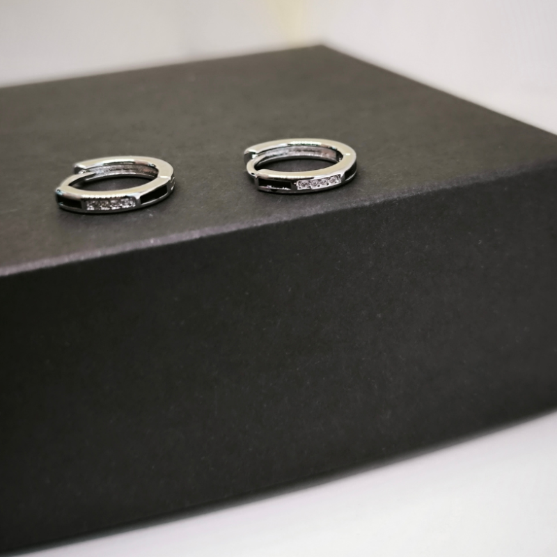 Minimalistlikud - rõngakujulised kõrvarõngad