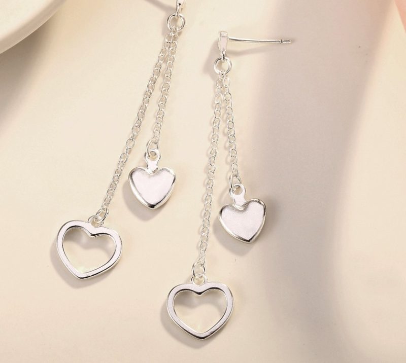 Kahekihilised kõrvarõngad südametega